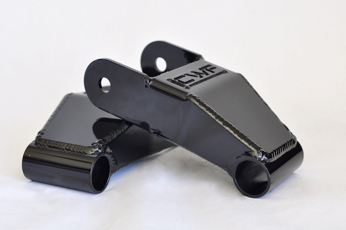 1999-2018 Chevrolet/GMC 1500/2500 Shackles for V8 Models